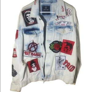 HUDSON| Light Washed “Dirty Denim” Graphic Jean Jacket | Mens Medium